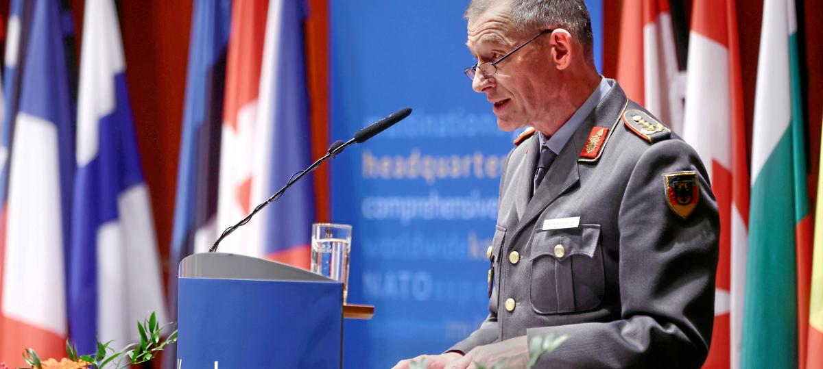 Gesellschaftlicher Zusammenhalt gefordert: Ulms Generalleutnant spricht von einem „Epochenbruch“