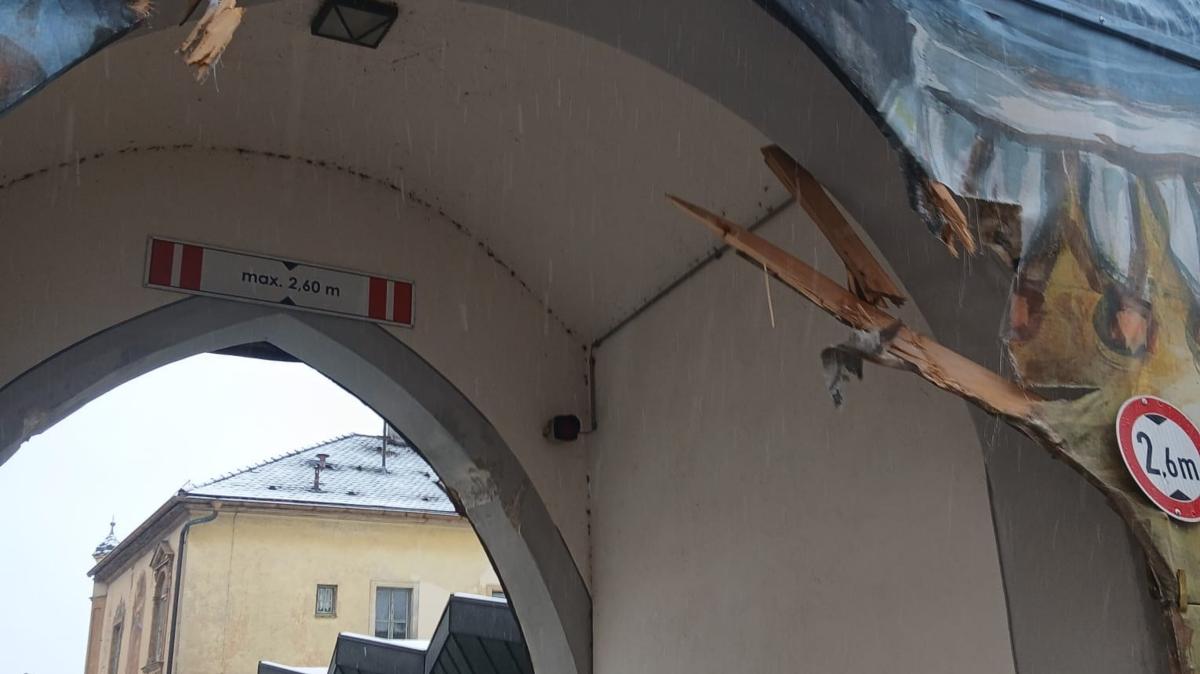 Autsch-Mindelheimer-Durahansl-bei-Unfall-im-Schritt-verletzt