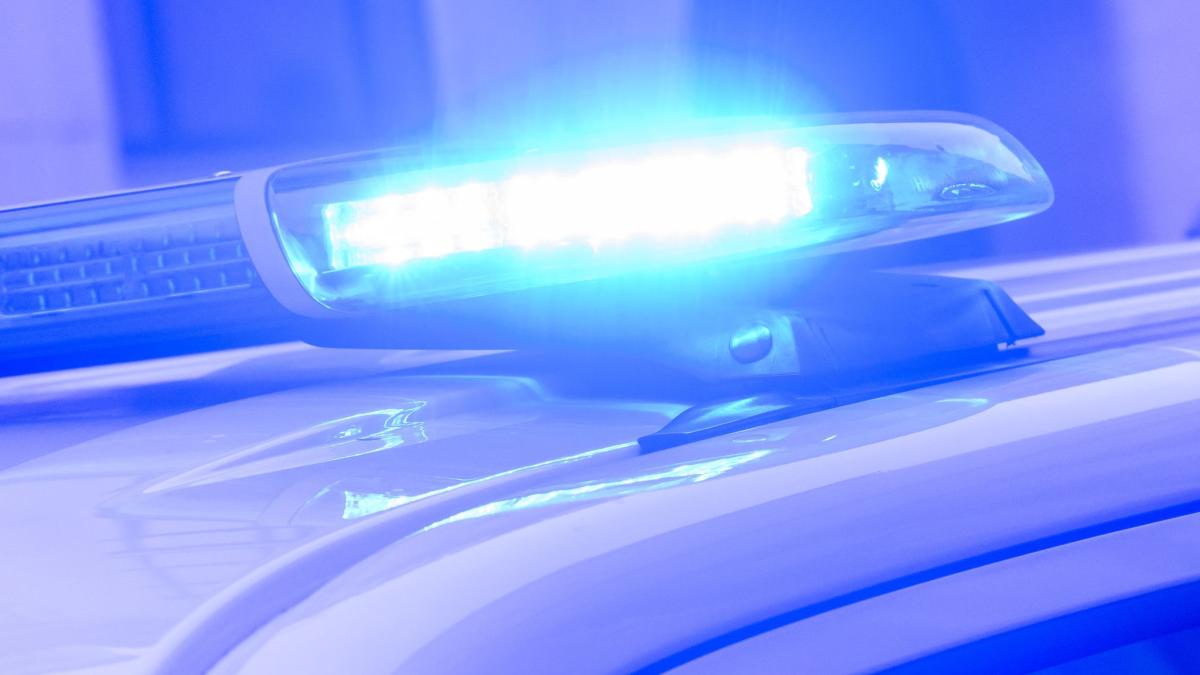 Unfall-in-Neus-Busfahrer-missachtet-Vorfahrt