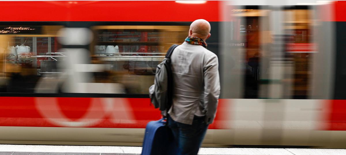Bahnstrecken überlastet: Drohen massive Kürzungen bei Regionalzügen?