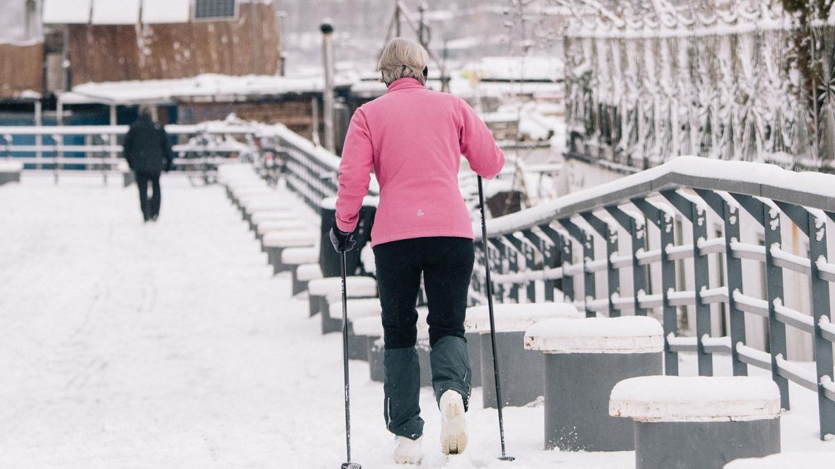 Skilanglauf-um-die-Ecke-Einfach-quer-durch-