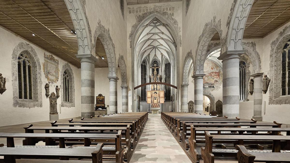 Einst-verborgene-Kirchensch-tze