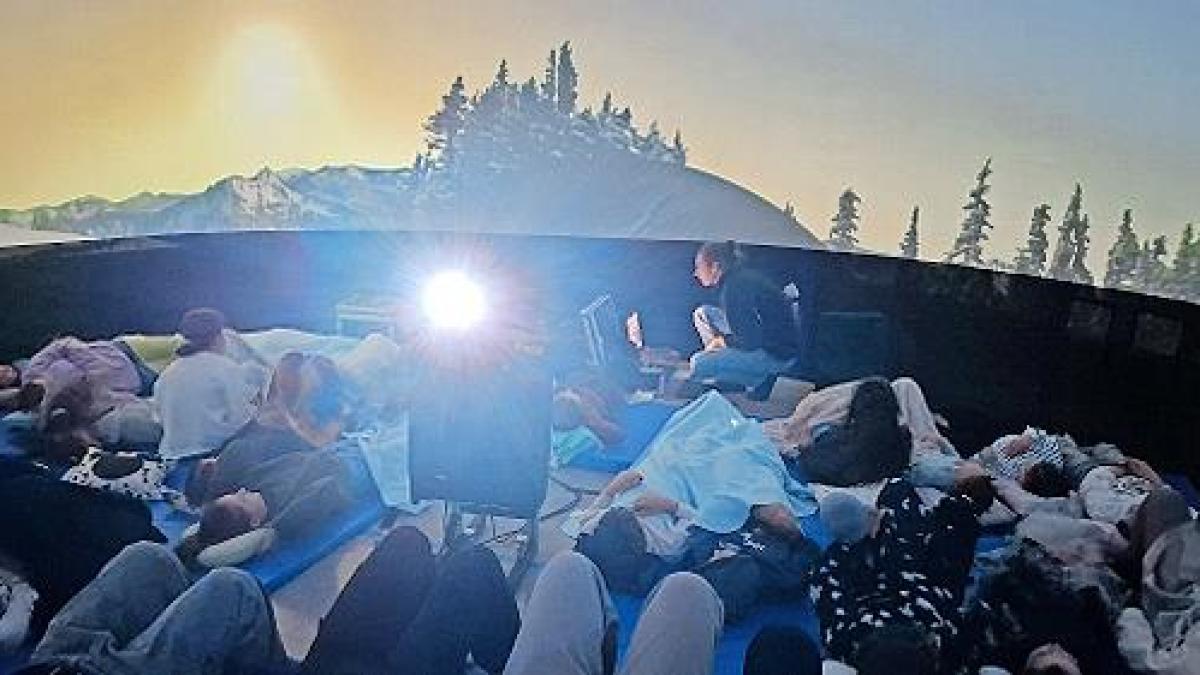 Unter-dem-Sternenzelt-Astronomie-hautnah