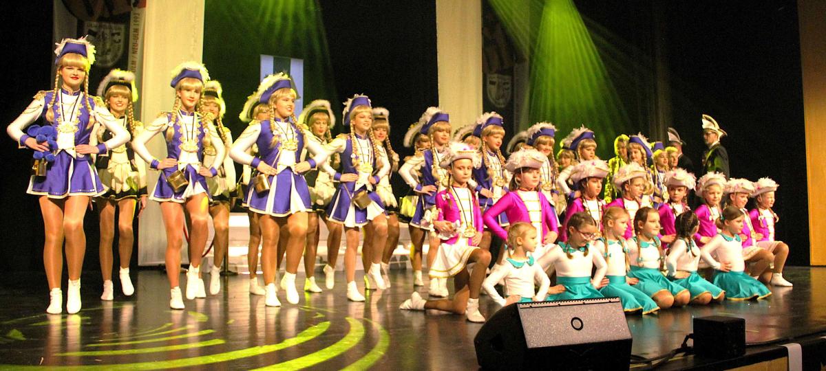 Bilder von der Prunksitzung der Goldenen Elf Ulm/Neu-Ulm