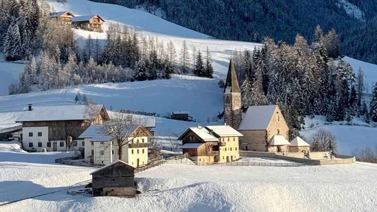 das-ist-doch-der-gipfel-touristen-st-rmen-alpenort-st-magdalena