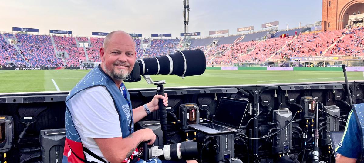 „Kann ich gar nicht glauben": Augsburger darf beim Super Bowl fotografieren