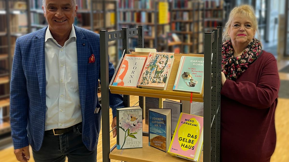 Ein-Vierteljahrhundert-Lesegenuss-Die-Stadtb-cherei-feiert-Jubil-um