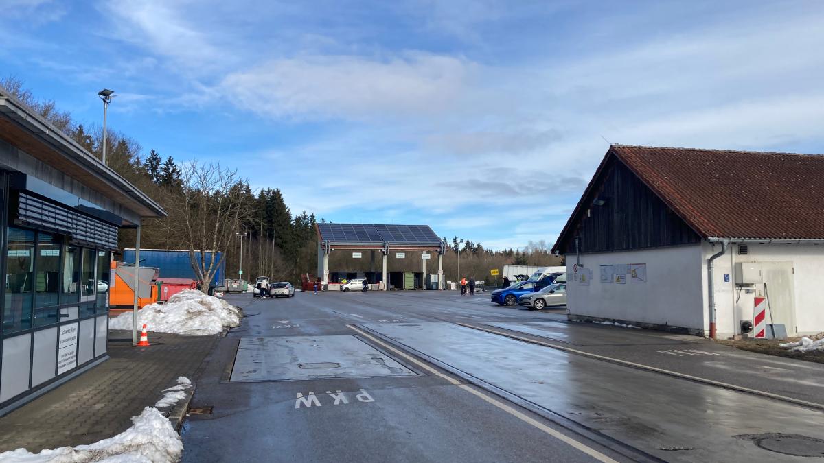 Erneut-Sprengstoffalarm-im-Abfallwirtschaftszentrum-in-Hofstetten