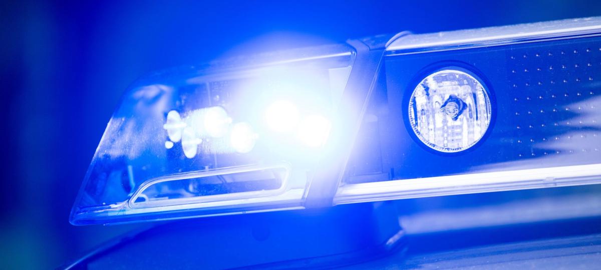 Nach Schulwegunfall sucht die Polizei unbekannten Fahrzeugführer