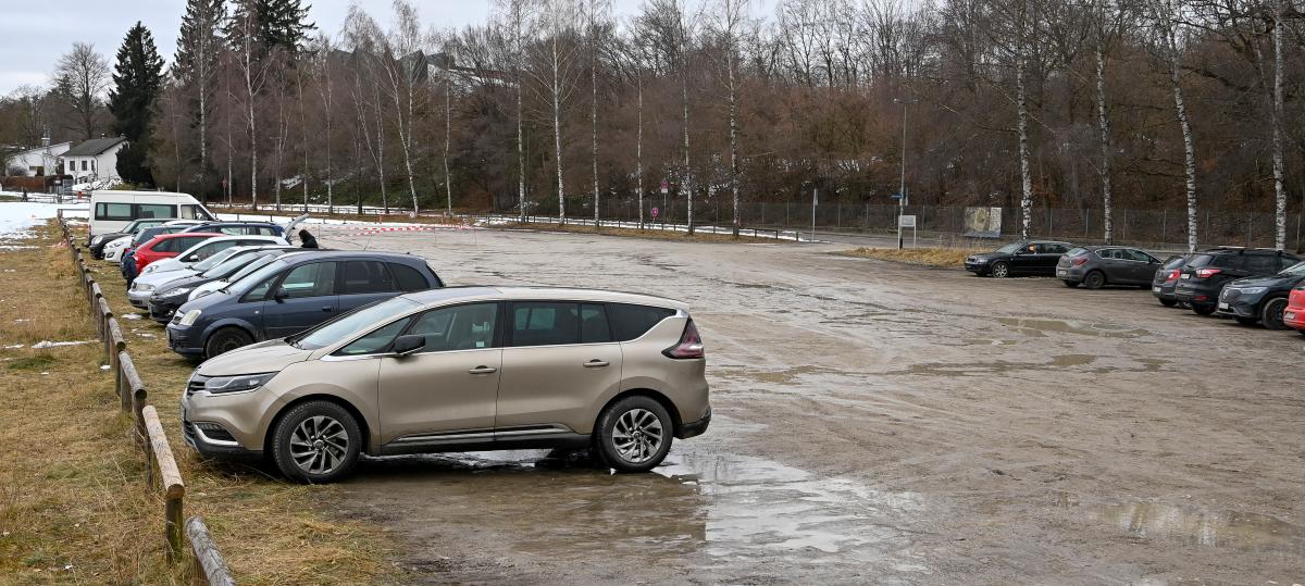 Die Begrenzung der Parkzeit am Schlüsselanger beschäftigt auch die Jugendlichen