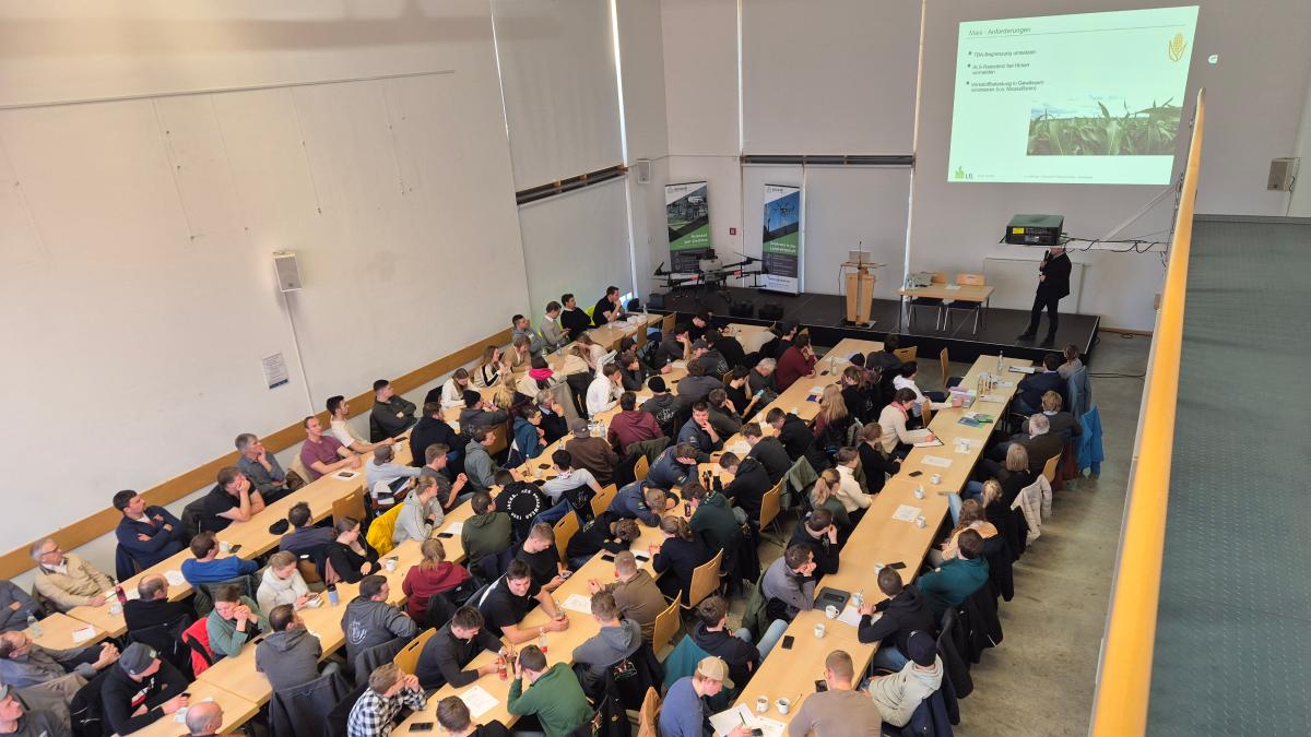 Beim-Pflanzenbautag-in-Landsberg-gibt-es-viel-zu-besprechen