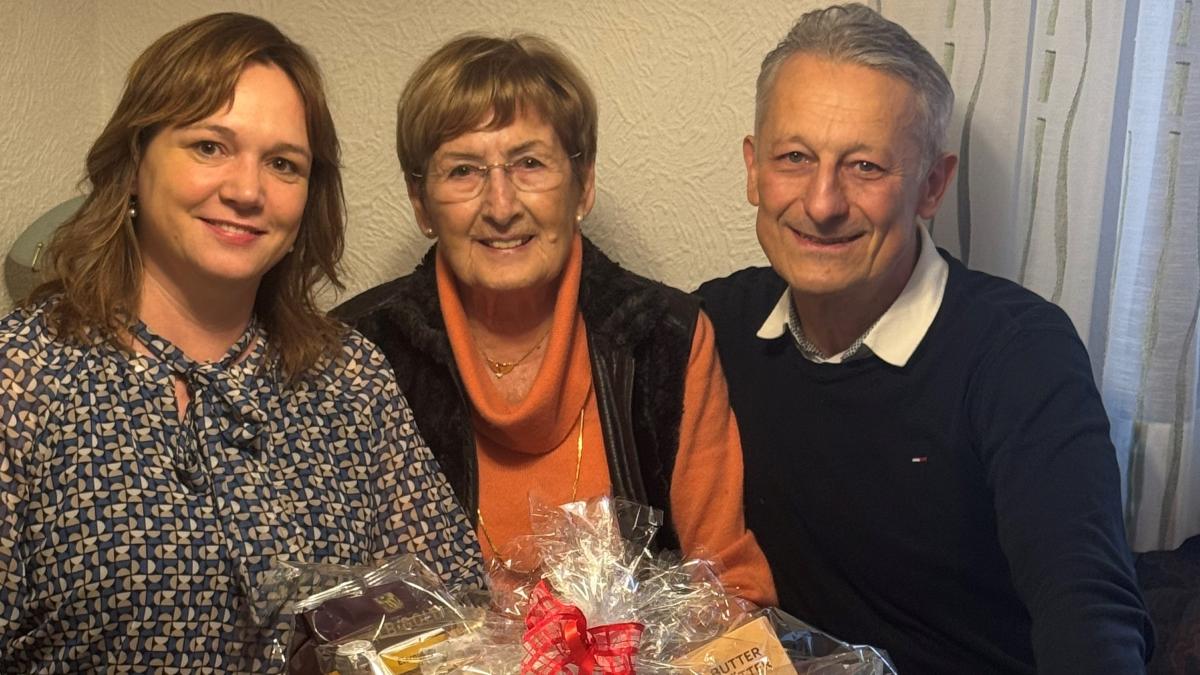 Seit-50-Jahren-in-der-SPD-Luise-R-ssler-wird-ausgezeichnet