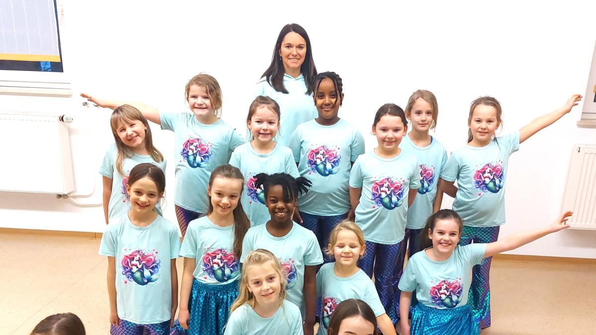 Die-Auftritt-der-Zusamaltheimer-Dance-Kids