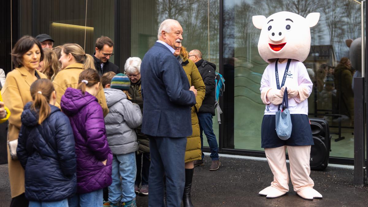 Nördlingen hat mit Schweinchen Schorschi ein eigenes Stadtmaskottchen