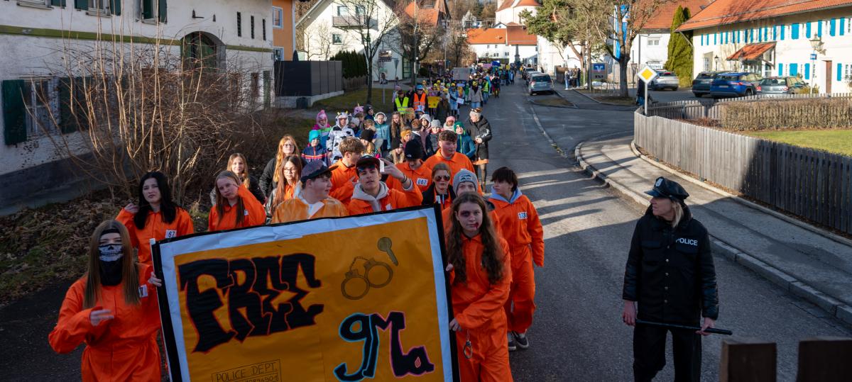 Gaudiwurm im Fuchstal