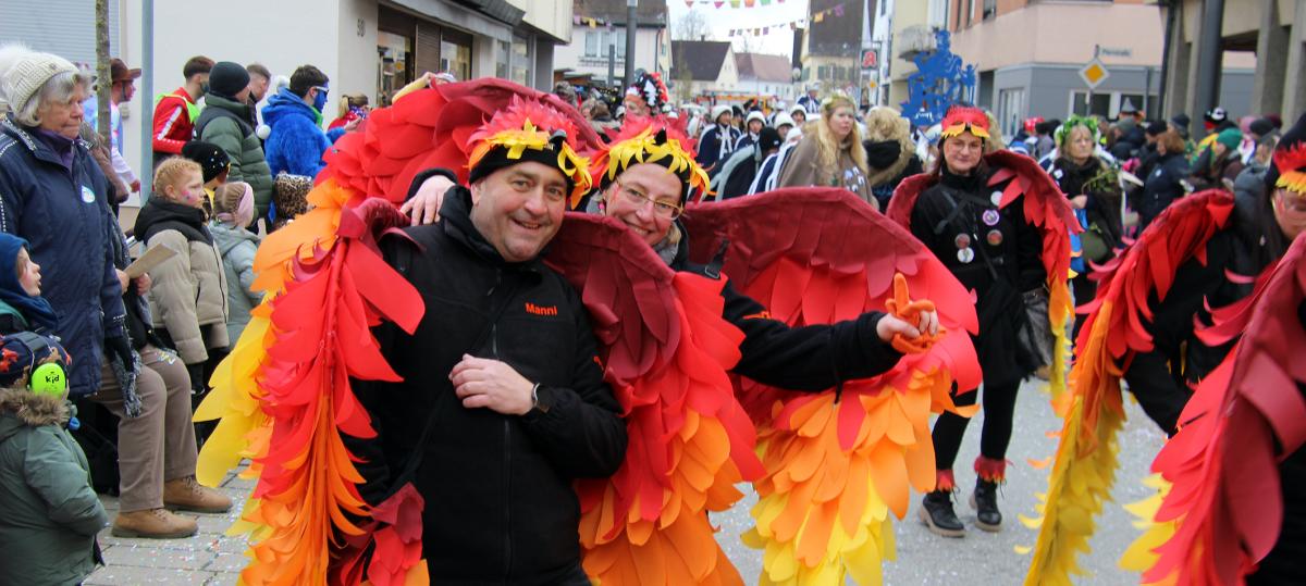 Faschingssonntag in Ranzenburg: Fotos vom großen Umzug und von der Narrenmesse