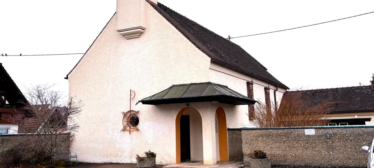 Neu im Denkmal-Atlas: Bürgerin setzt Denkmalschutz für Altenstadter Kirche durch