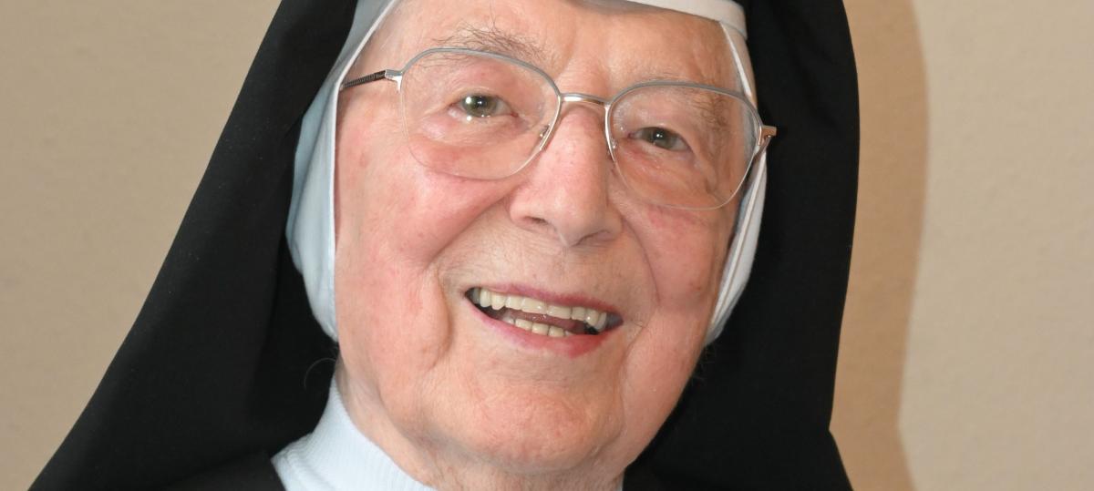 95 Jahre voller Einsatz für andere: Die Ursberger Ordensfrau, die ihr Leben den Menschen widmet