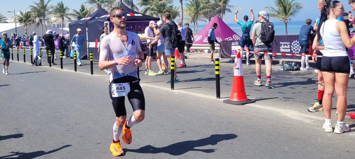 Triathlet Michael Schott startet bei der Nahost-Meisterschaft im Oman