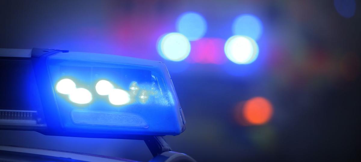 Mann stiehlt teures Auto in Senden – und liefert sich Verfolgungsjagd mit der Polizei