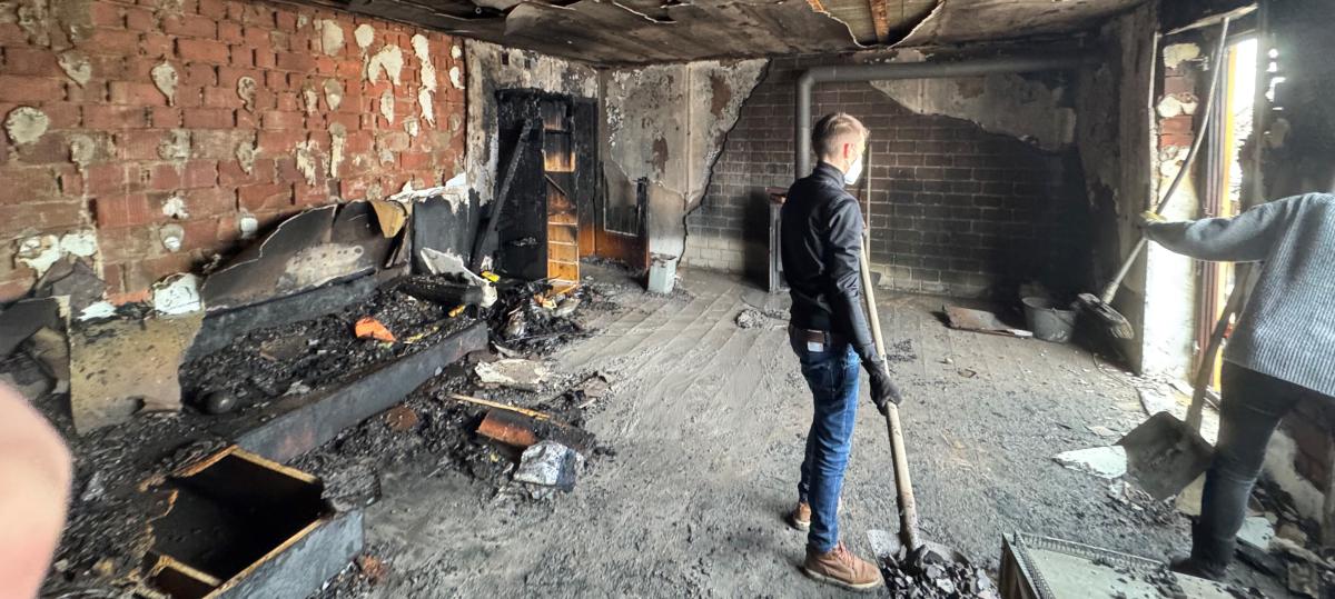 Alles nur noch Schutt und Asche: So geht es der Familie nach dem Brand in Stadtbergen