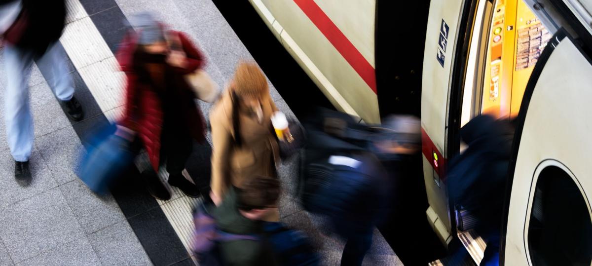 Nach erhöhten Spritpreisen in Bayern: Nachfrage an Bahntickets steigt