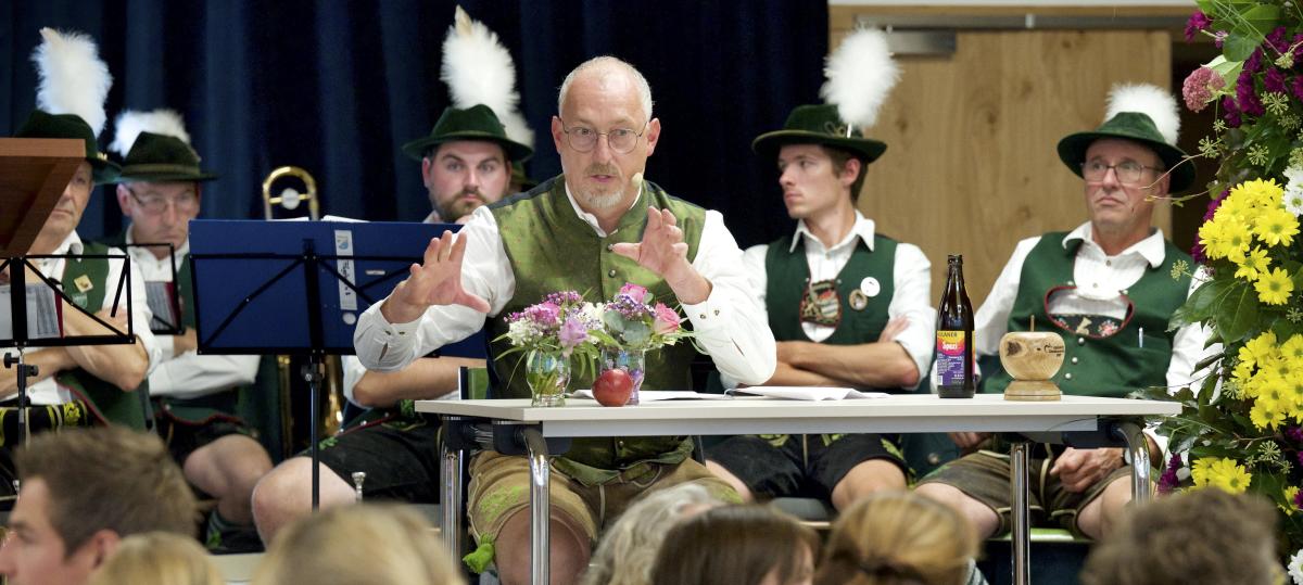Gerhard Schmid macht sich keine Sorgen um die Feierlaune der Apfeldorfer