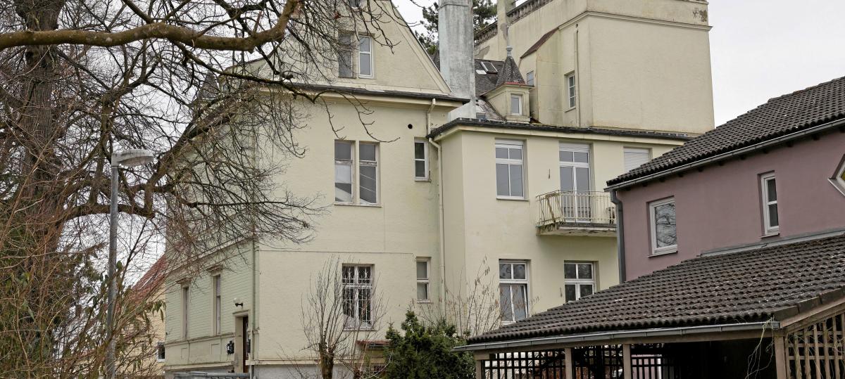 Kauf der „Villa Bröckelstein“ wird für Unternehmer zu finanziellem Fiasko