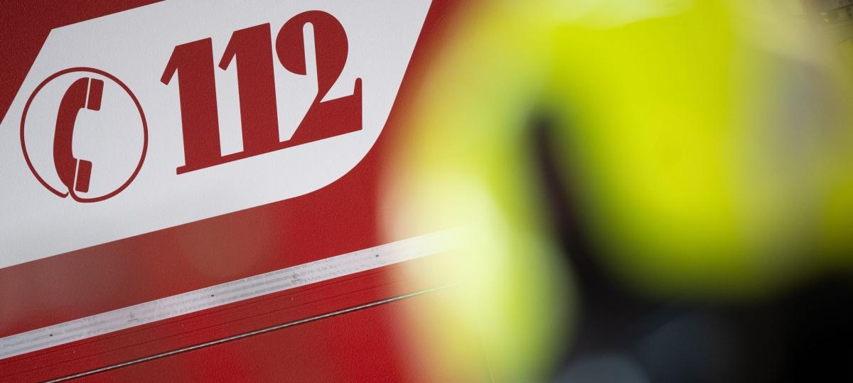 Mann legt Feuer in Mehrfamilienhaus und stirbt