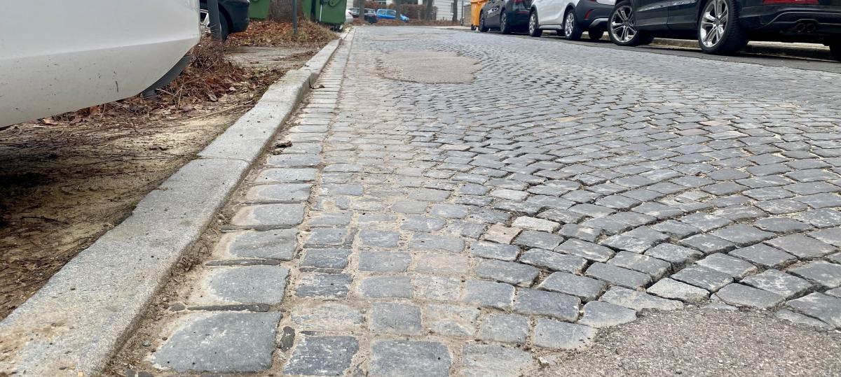 Marode Alpenstraße im Bismarckviertel: Fahrplan für die Sanierung steht