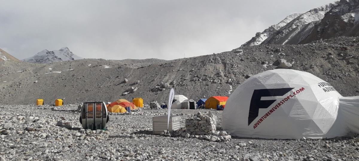 Wie Tiroler Gondeln ihren Weg nach Kaufering und in den Himalaja fanden