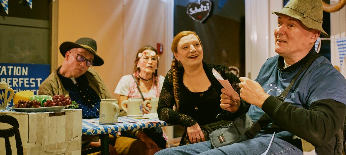 Dieses Stück nimmt sich die Zeit: Bluespots Productions zeigen ihr neues Werk "You-Show-You"