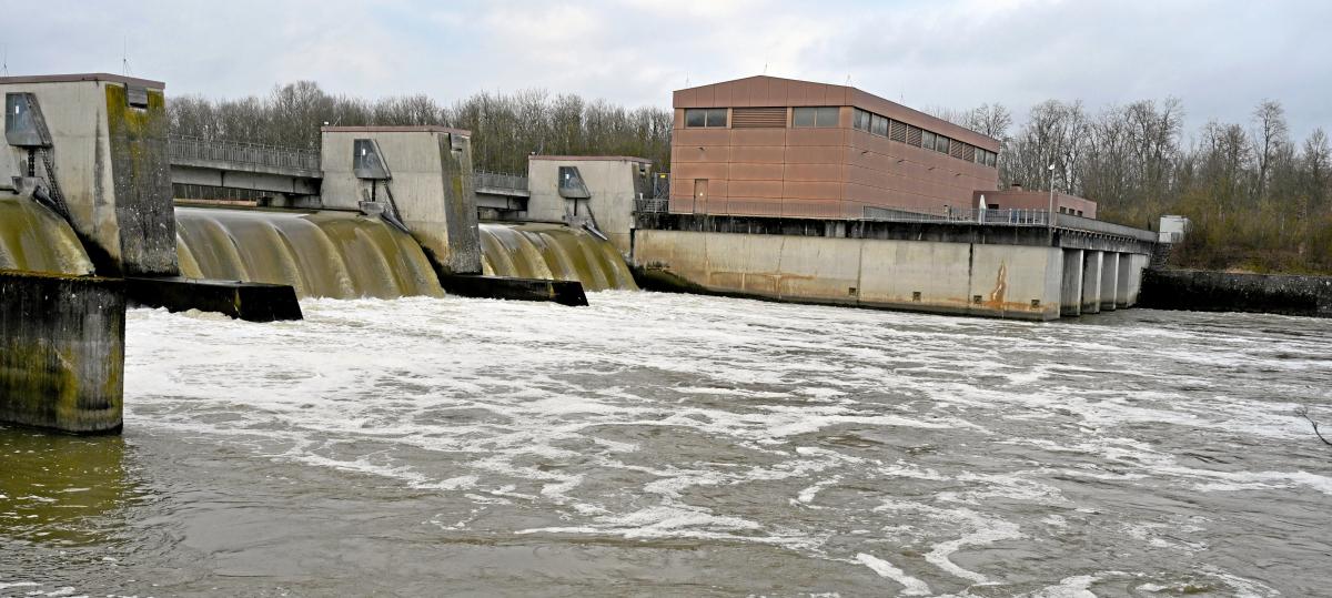 Feuerwehrhose mit sterblichen Überresten in Donau gefunden: Gehören sie zum vermissten Denis Root?