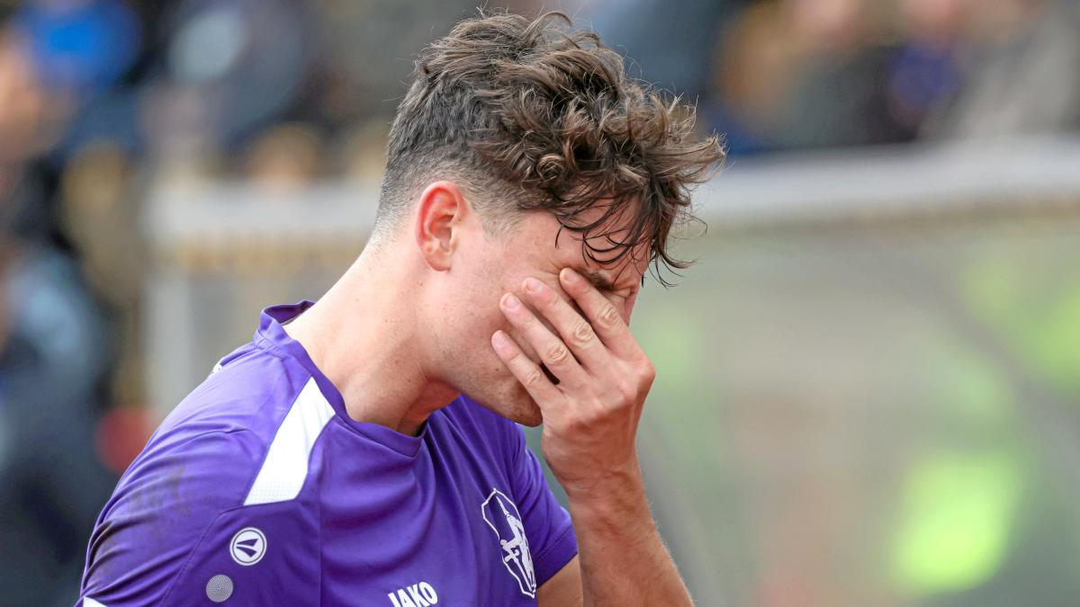 Bavarian league football club TSV Schwaben Augsburg throws away a ...