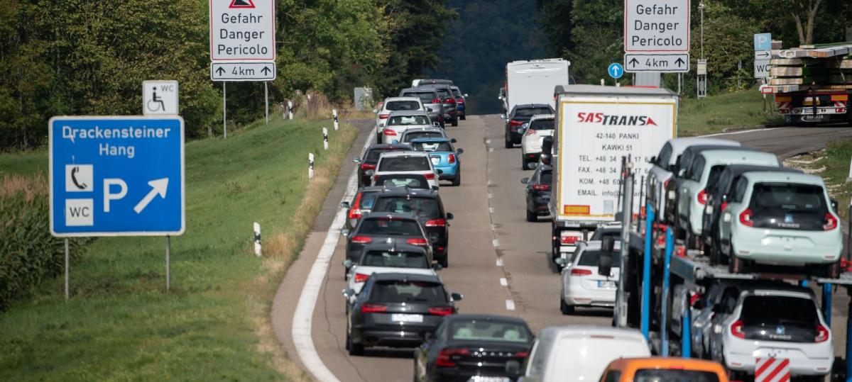 Achtung, Autofahrer! A8 am Drackensteiner Hang für mehrere Tage voll gesperrt