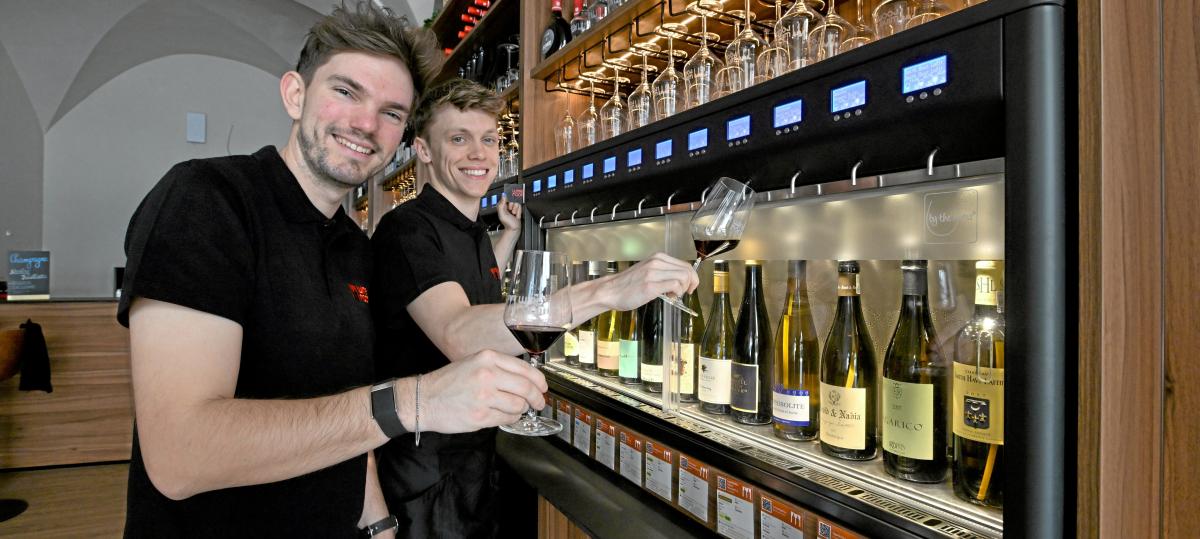 In Augsburg eröffnet die erste Selbstbedienungs-Weinbar Bayerns