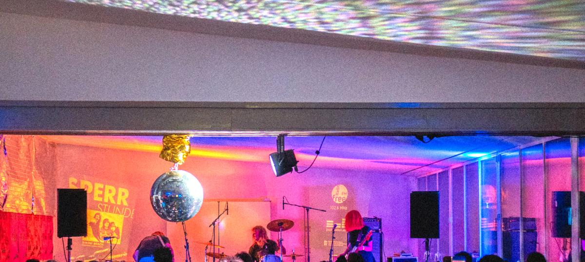 Konzertreihe „Sperrstunde“: Am Samstag gibts Punkrock im Waschsalon