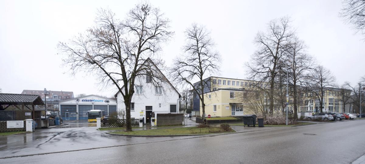 Landkreis erwirbt Nachbargrundstück: Wird das Landratsamt jetzt erweitert?