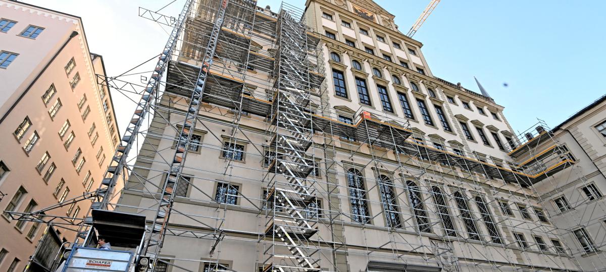 Noch ist der Goldene Saal gesperrt – doch es läuft der Endspurt bei der Sanierung des Rathauses