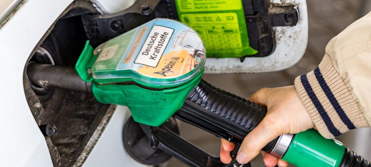 Straßenumfrage im Kreis Neu-Ulm: Welche Tipps haben sie zum Spritsparen?