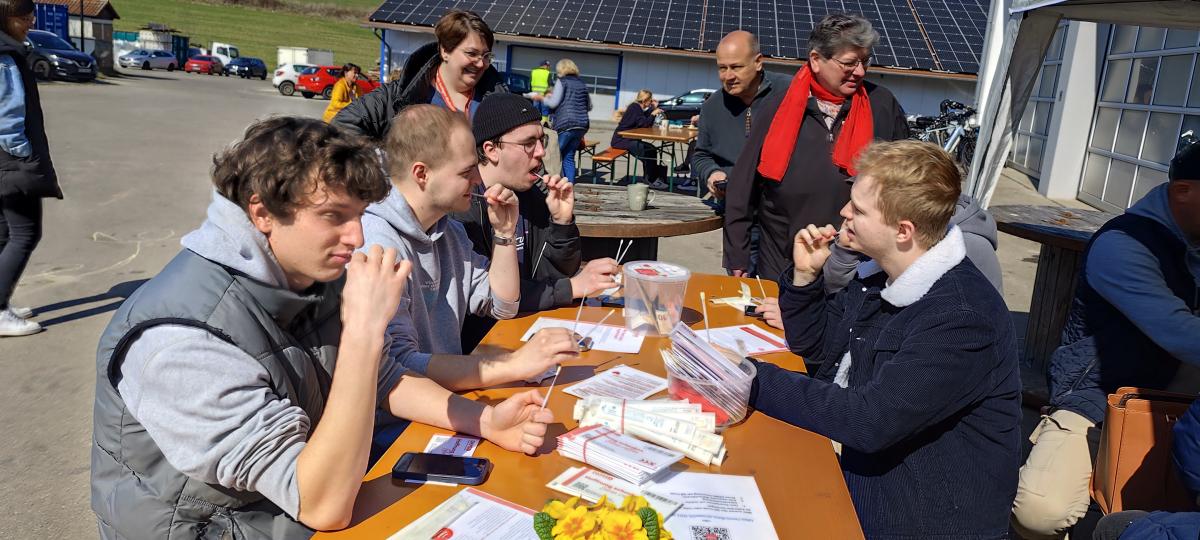 Typisierungsaktionen in Sielenbach und Pöttmes: Viele wollen Benni helfen