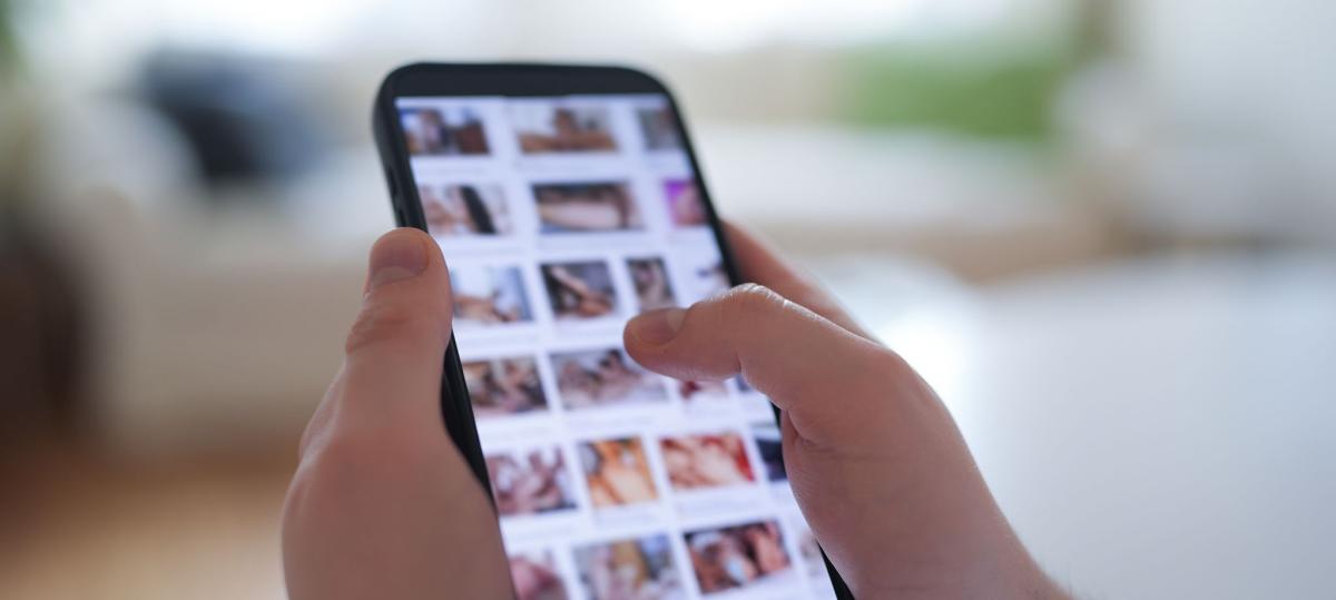 Hilfe bei digitaler Gewalt: Diese Anlaufstellen in Bayern gibt es für Opfer