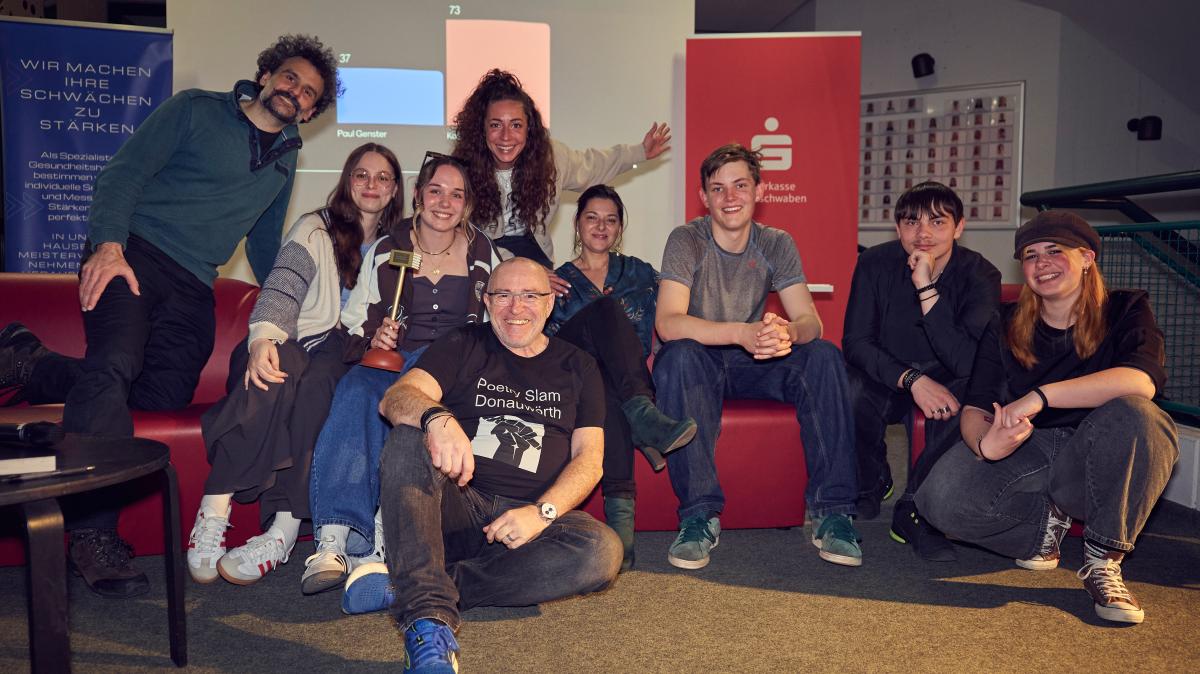 Poetry Slam entusiasma a Donauwörth con literatura, rap y voces poderosas