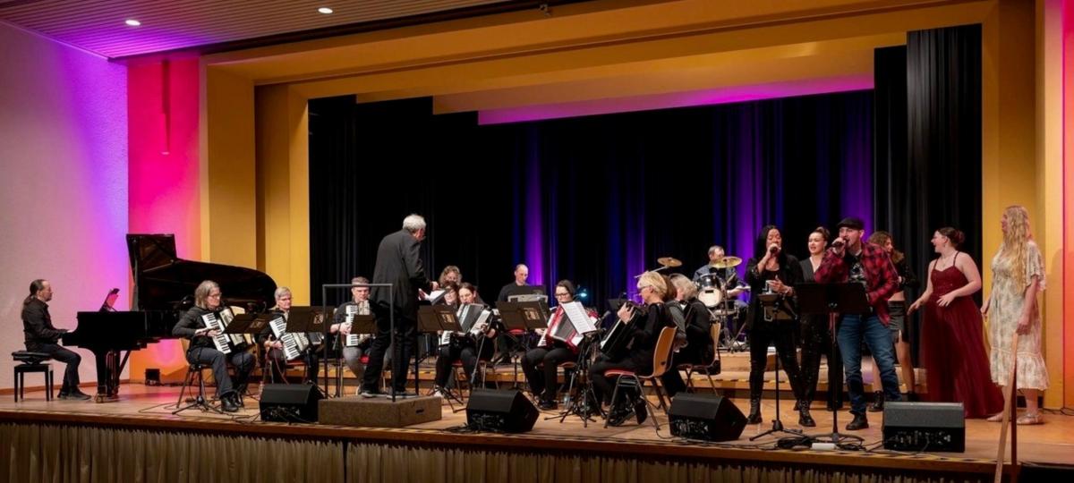 Wenn Akkordeons rocken - Benefizkonzert mit Wow-Effekt