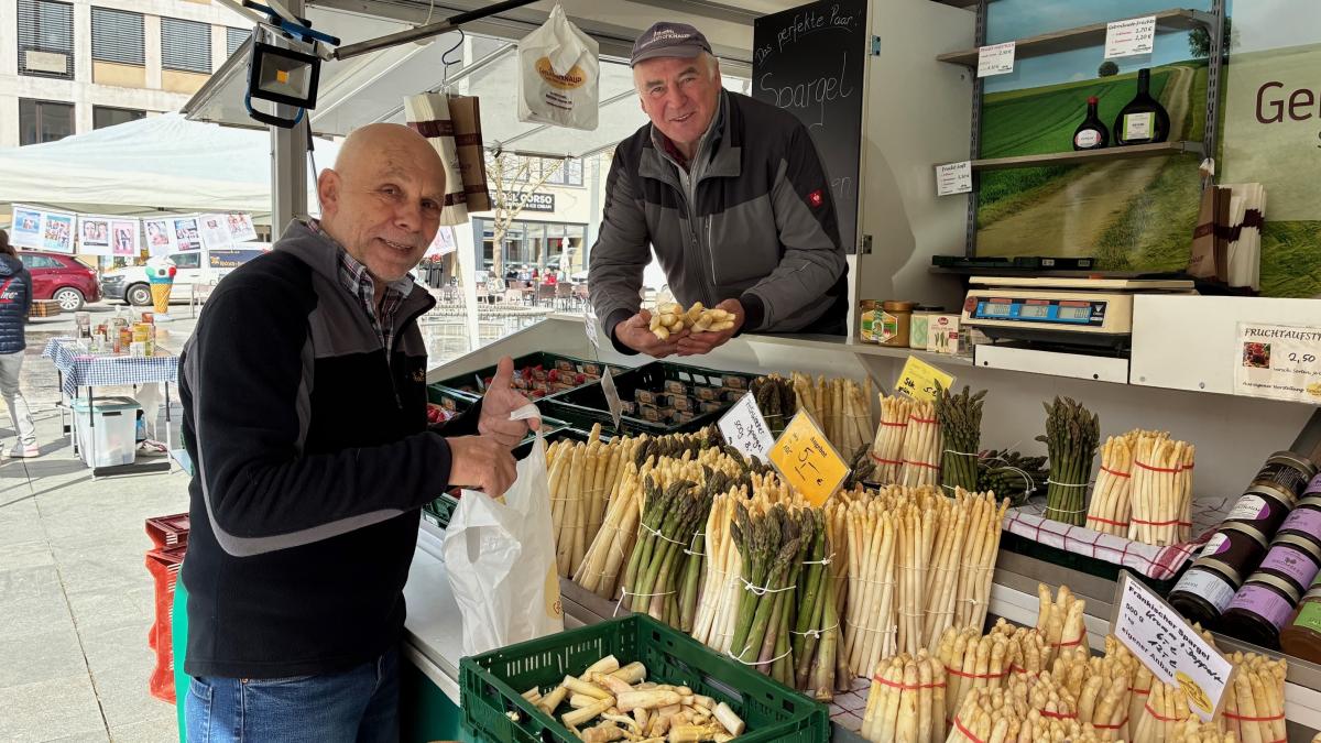 Mellrichstadt: Bratwurst, Spargel und gute Gespräche: Warum sich viele ...