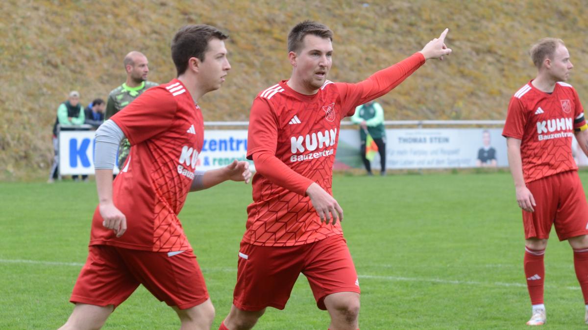 Neuer-Trainer-altbekannter-F-hrungsspieler-Der-TSV-Homburg-startet-zum-Weinfest-in-die-Runde
