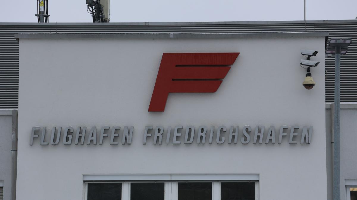 Plane collides with fire truck at Friedrichshafen Airport