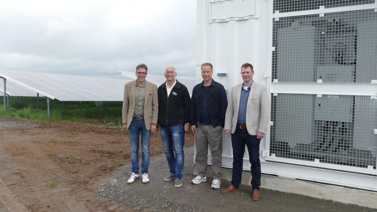 Solarpark Wiebelbach in Betrieb genommen: Batteriespeicher mit vergleichbarem Investment geplant