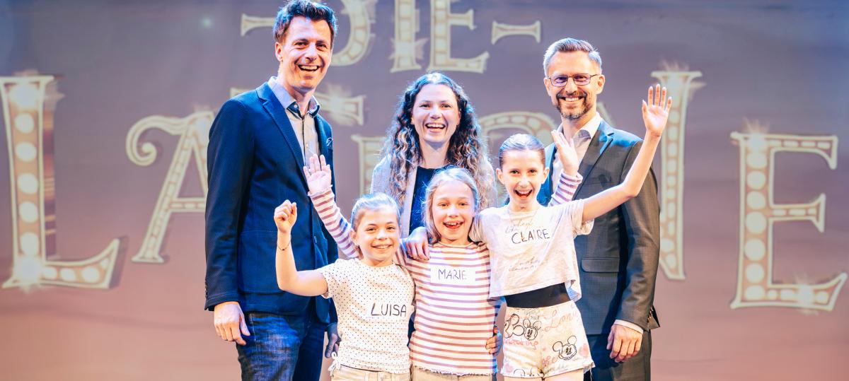 Nach dem Kindercasting machen Luisa, Marie und Claire das Musical-Ensemble komplett