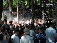 Im Bereich der neuen Onos-Stage wurden beim Ikarus-Festival drei Rehkitze gefunden. Mindestens zwei überlebten nicht.